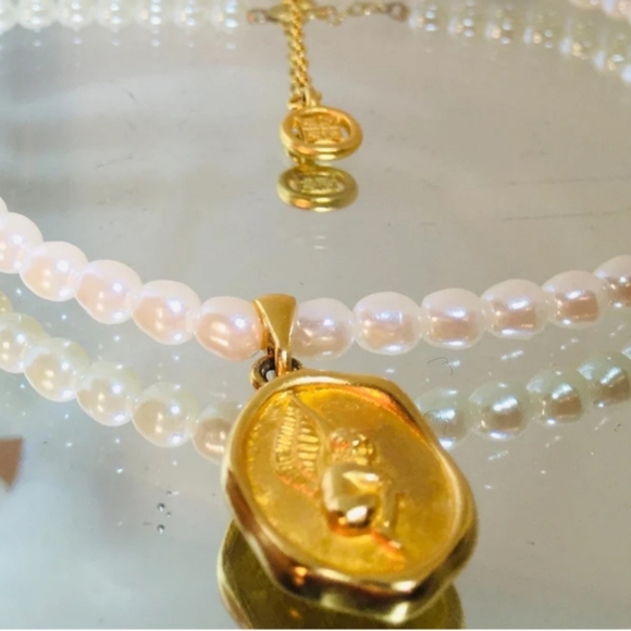 📿 VINTAGE GIVENCHY  PEARL NECKLACE - Picture 11 of 13